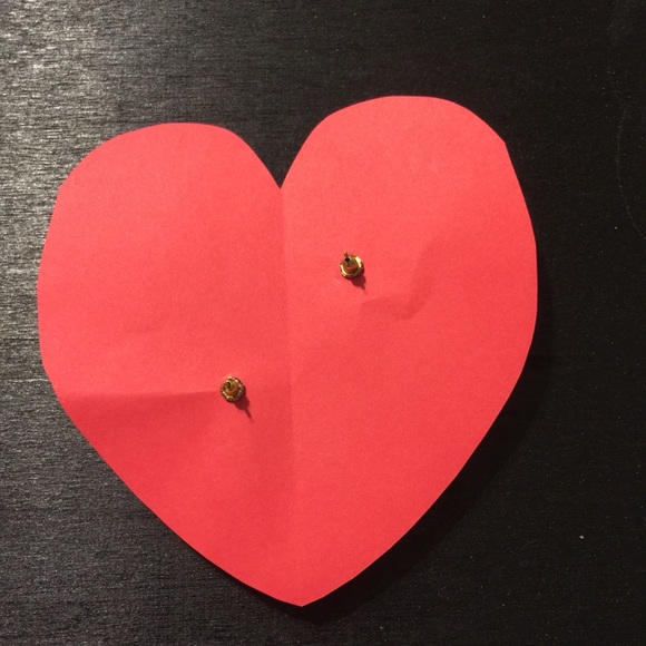 Faux diamond stud earrings - Picture 2 of 2